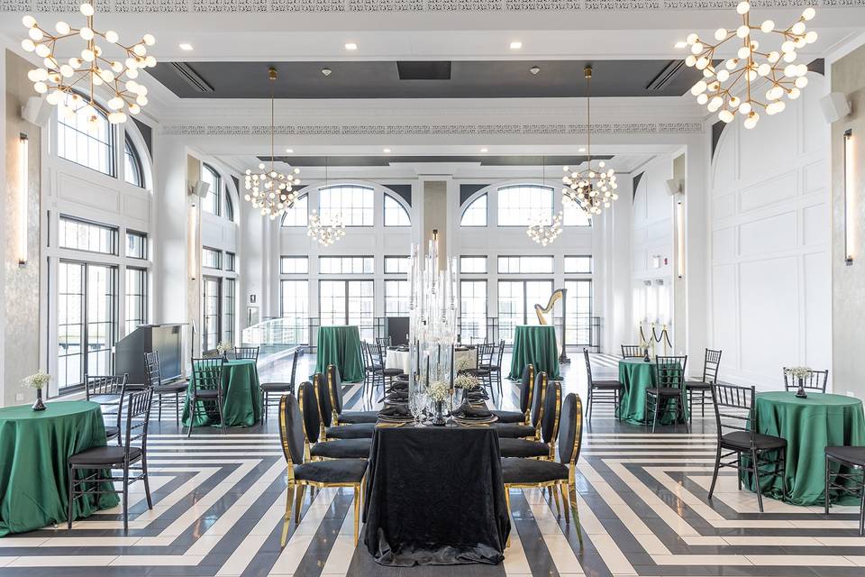 Penthouse Hyde Park Blue Plate